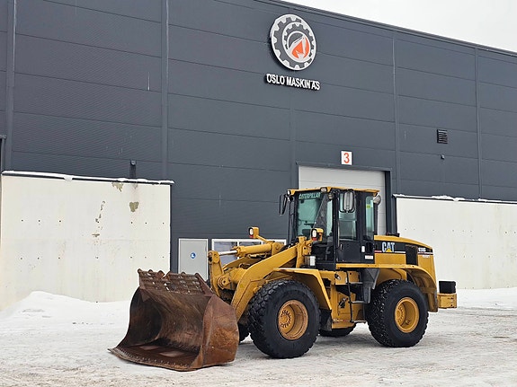 Cat 938 G II, 2003 Mod, 11708 Timer, Skuff, HK-Feste, Hydraulisk uttak,Sentralsmøring.