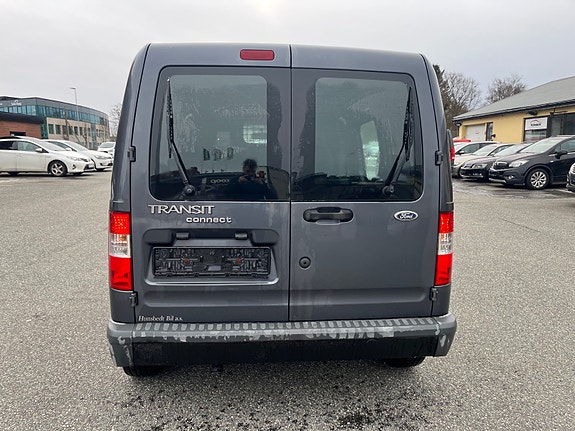 Ford Transit Connect 7 of 17