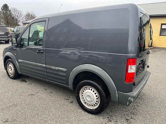 Ford Transit Connect 5 of 17