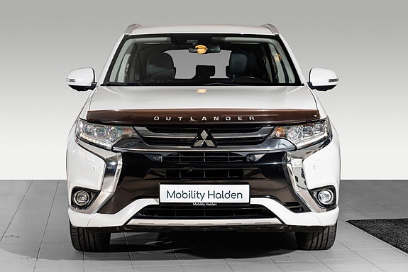 Mitsubishi Outlander 3 of 30