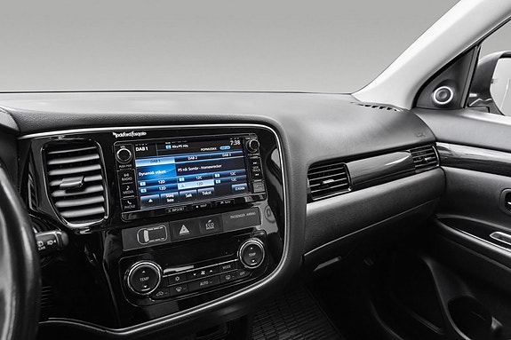 Mitsubishi Outlander 14 of 30