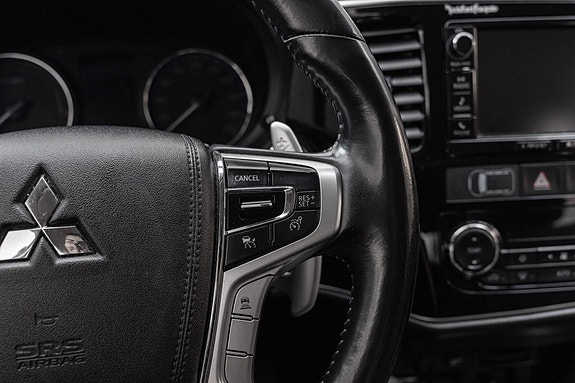 Mitsubishi Outlander 21 of 30
