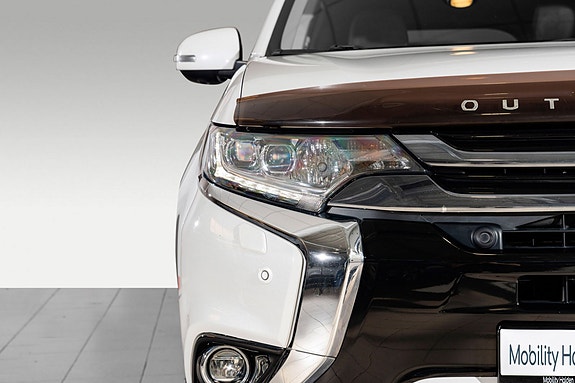 Mitsubishi Outlander 8 of 30