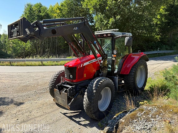 Massey Ferguson 6470
