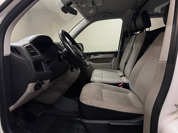 Volkswagen Transporter 18 of 24