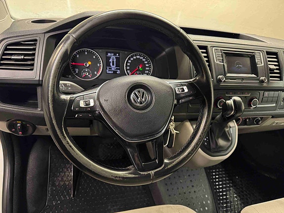 Volkswagen Transporter 15 of 24