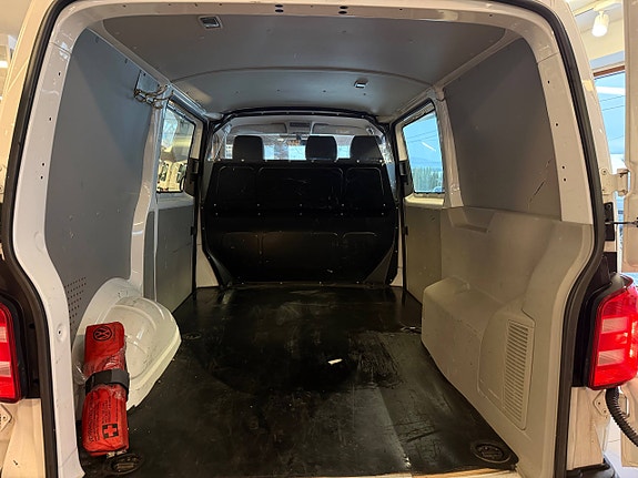 Volkswagen Transporter 23 of 24