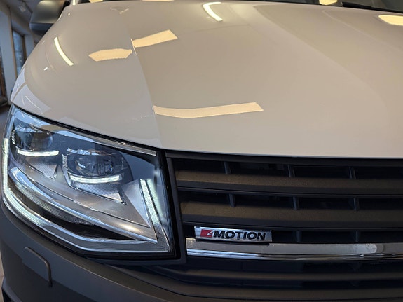 Volkswagen Transporter 9 of 24