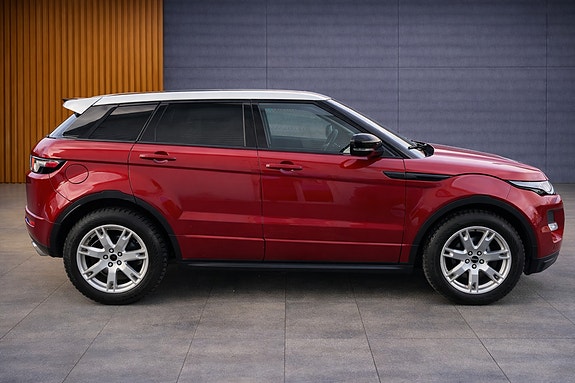 Land Rover Range Rover Evoque 3 of 5