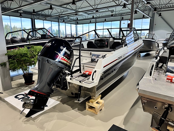 Yamarin Cross VMAX 62BR m/Yamaha F150 5 of 21