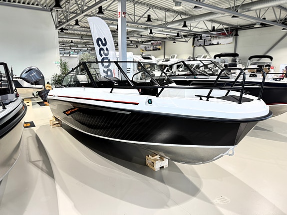 Yamarin Cross VMAX 62BR m/Yamaha F150 2 of 21