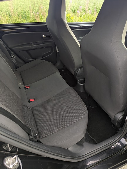 Volkswagen UP! 10 of 14