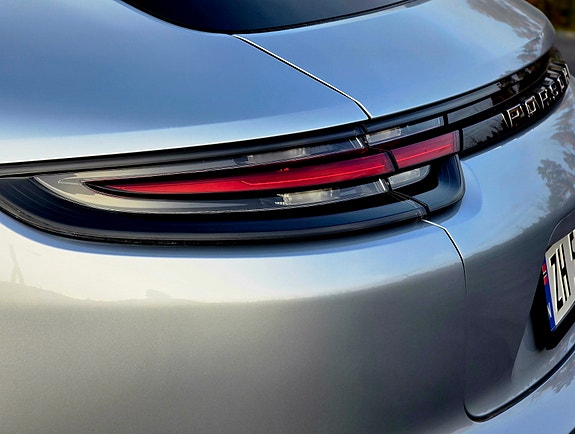 Porsche Panamera 21 of 30