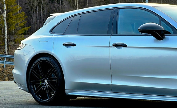 Porsche Panamera 25 of 30