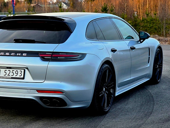 Porsche Panamera 23 of 30