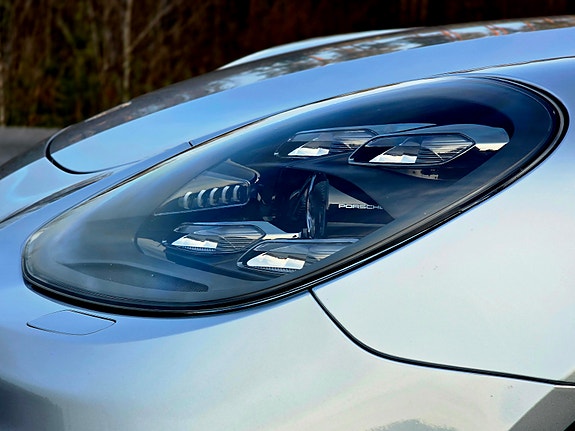 Porsche Panamera 17 of 30