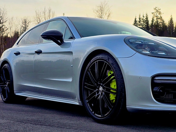Porsche Panamera 6 of 30