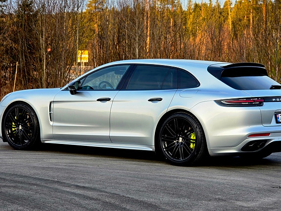 Porsche Panamera 10 of 30