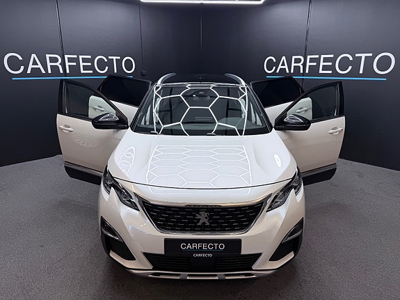 Peugeot 5008 5 of 5