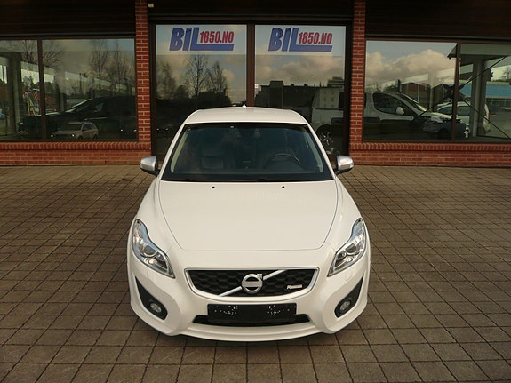 Volvo C30 2 of 5