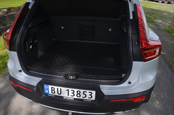 Volvo XC40 16 of 27
