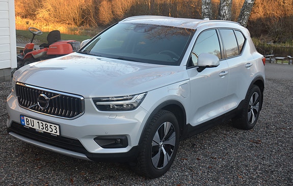 Volvo XC40 9 of 27