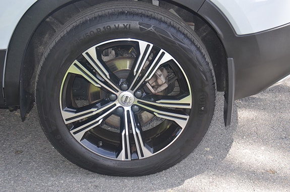 Volvo XC40 18 of 27