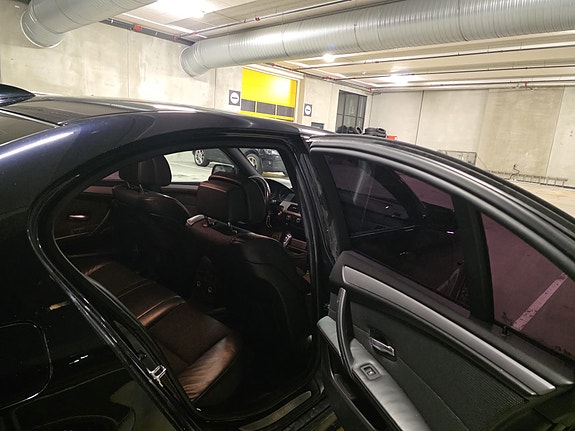 BMW 520d 18 of 20