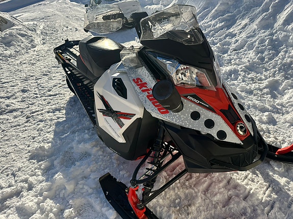 Ski-doo Renegade X1200 146" Mcx 250 4 of 12