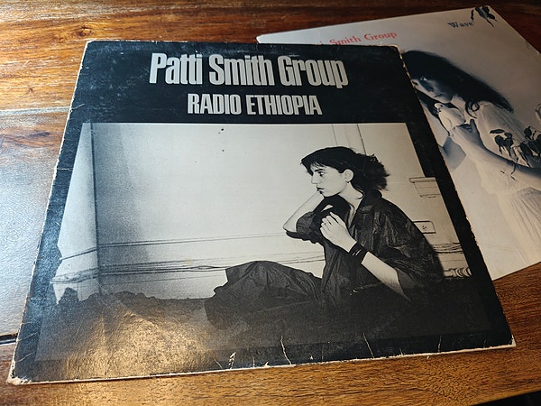 Patti Smith '76 First press