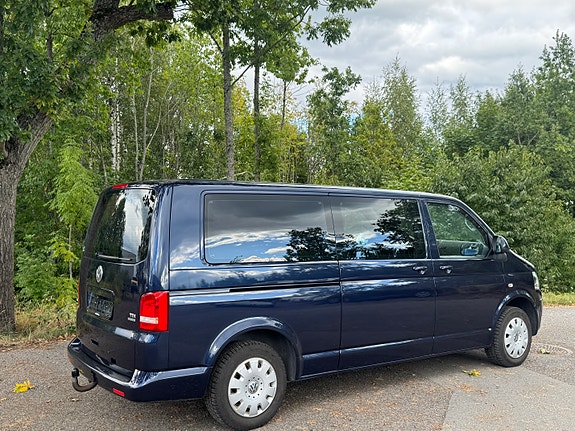 Volkswagen Caravelle 6 of 18