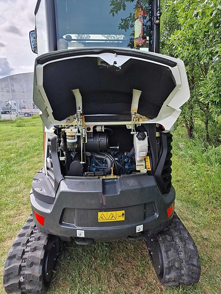 Bobcat E27 med rotortilt og 2 skuffer.  Spør oss om 0% rentekampanje med kr 0 i forskudd! 5 of 7