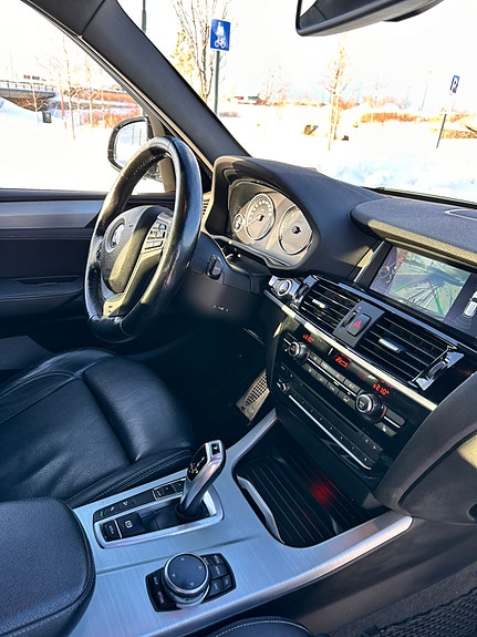 BMW X3 12 of 22