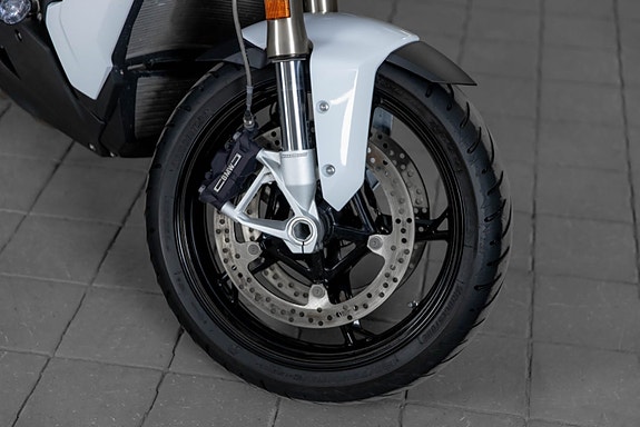 BMW S1000XR, Akrapovic, serviceavtale, full koffertsett 13 of 20