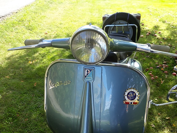 Vespa 150 14 of 30
