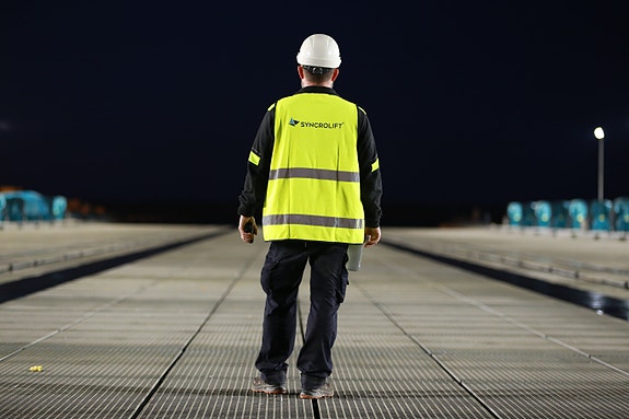 Syncrolift supervisor standing on Shiplift