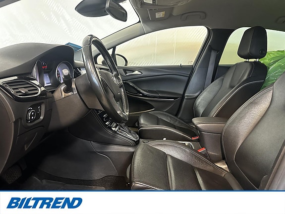 Opel Astra 10 of 15
