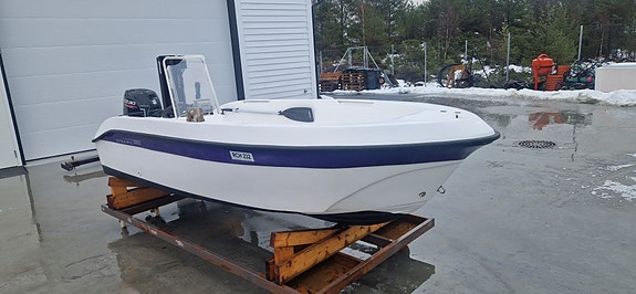 Dynamic 430 Sjøl lensende  Med Suzuki 30hk ATL 2018 mod