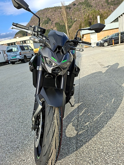 Kawasaki Z 900 - Kampanjepris 2025 modell 11 of 11