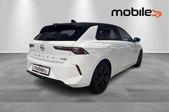 Opel Astra 3 of 24