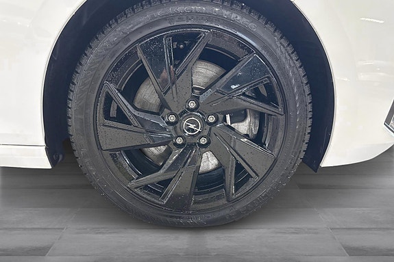 Opel Astra 24 of 24