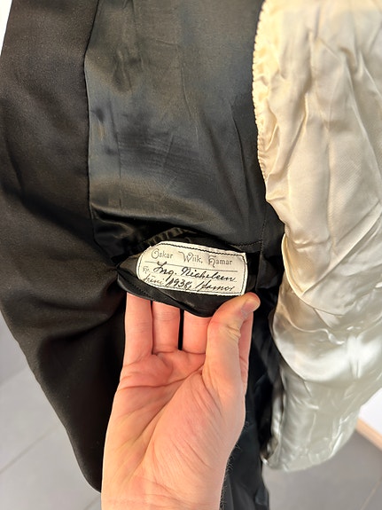 Product image 8 of 9