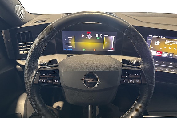 Opel Astra 9 of 24