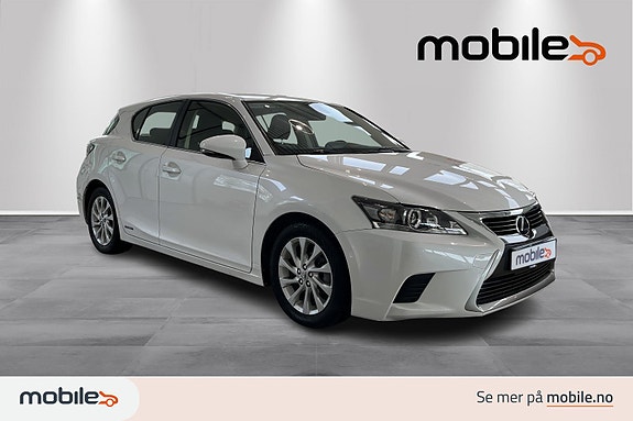 Lexus CT200h