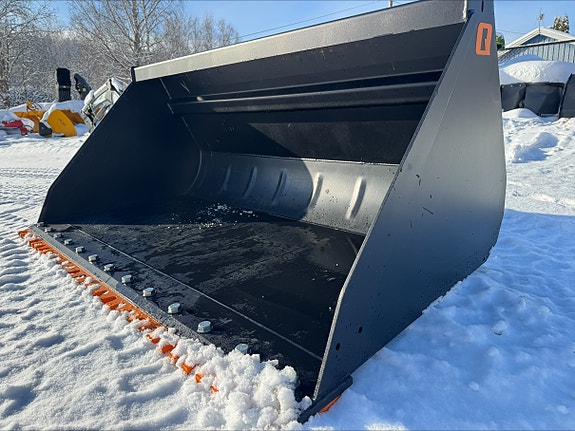 Quicke Bucket 200 GM+