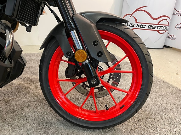 Yamaha MT-125 *** NYE DEKK * SERVICE/GARANTI *** 26 of 30