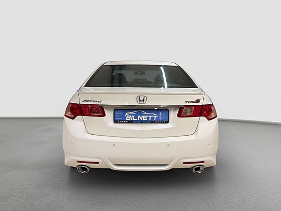 Honda Accord 5 of 30