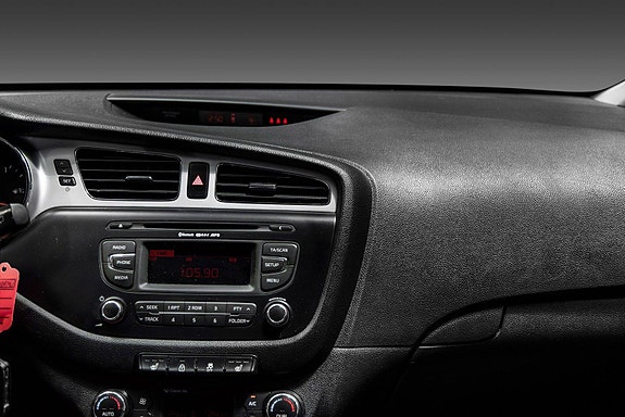 Kia Ceed 18 of 22