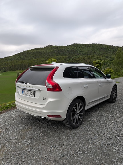 Volvo XC60 9 of 18