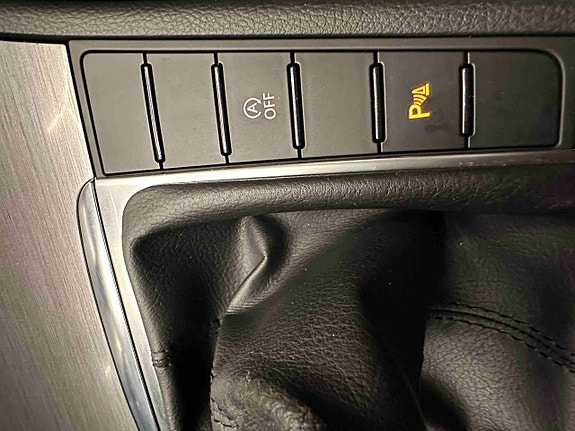 Volkswagen Passat 28 of 30